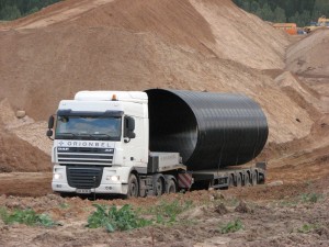 Перевозка трубы диаметром 3.75м